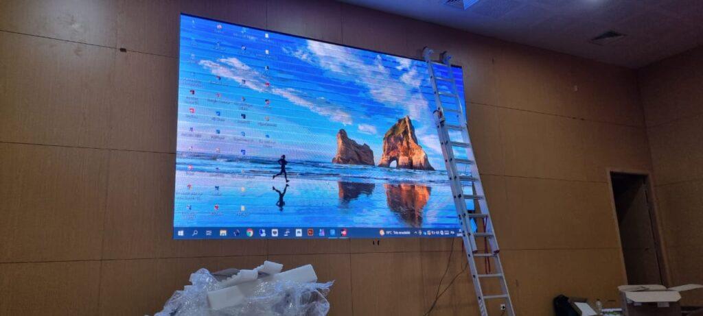 Ecran géant led interieur 16 1000volts2