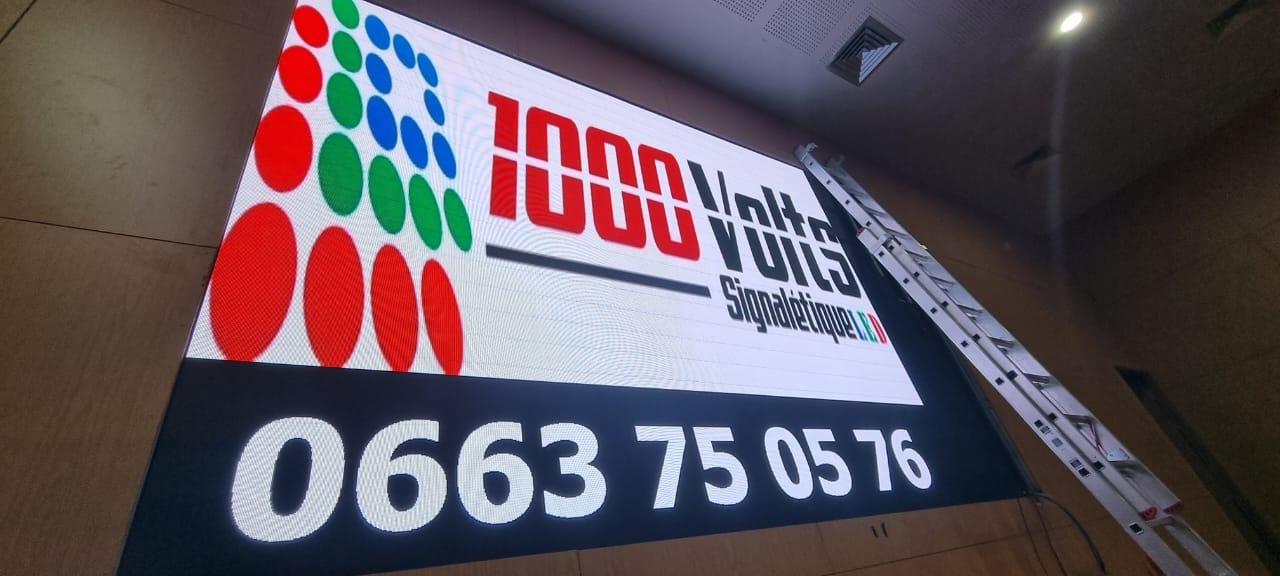 Ecran géant led interieur 1 1000volts6