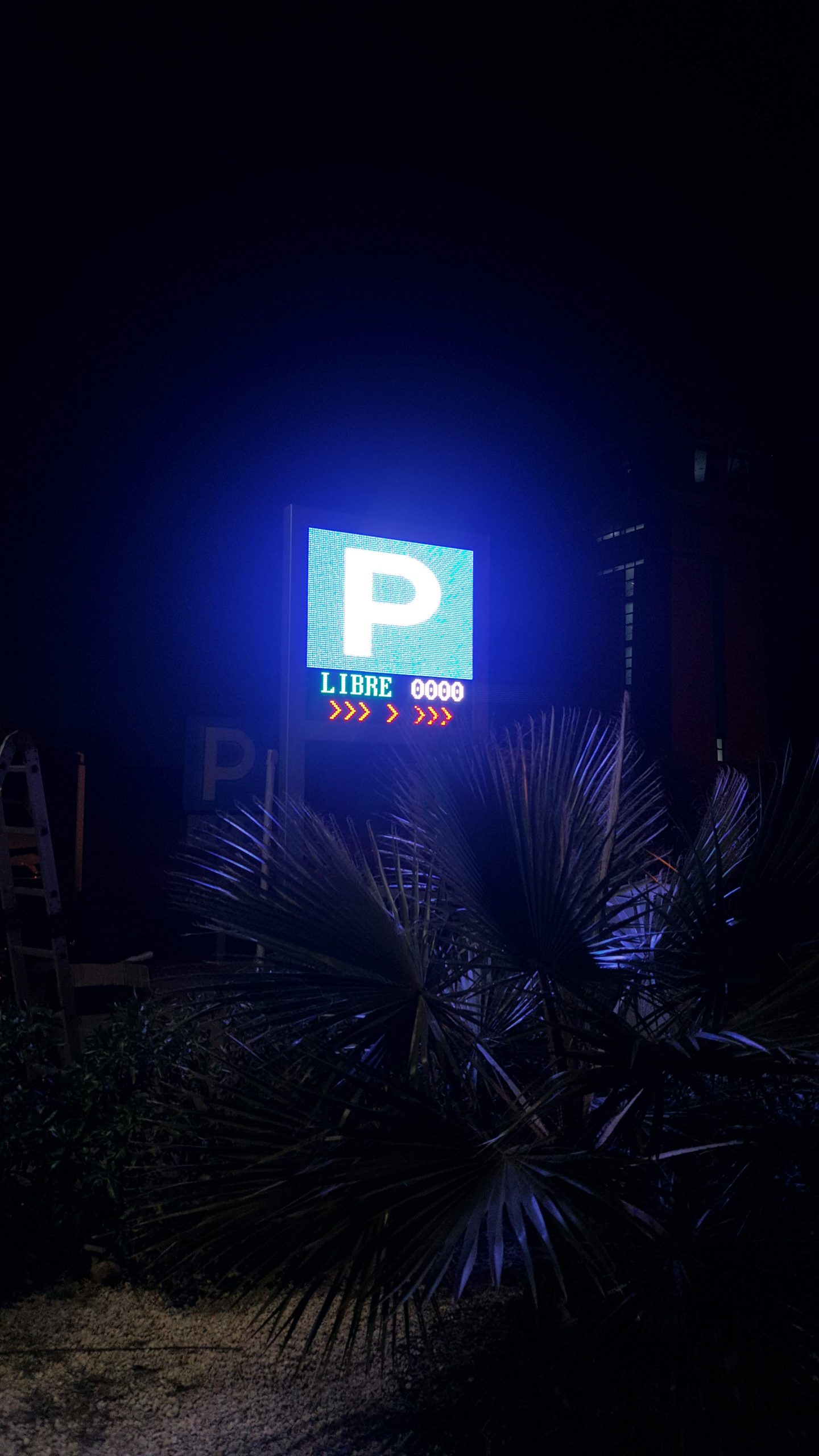 afficheur LED place libre gestion parking 12 20171223 181721 scaled