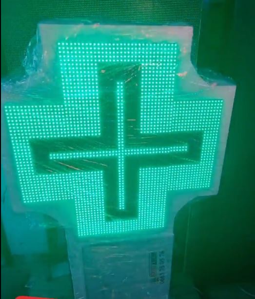 croix de pharmacie type M