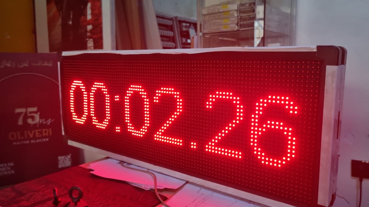 chronomètre 100volts led maroc